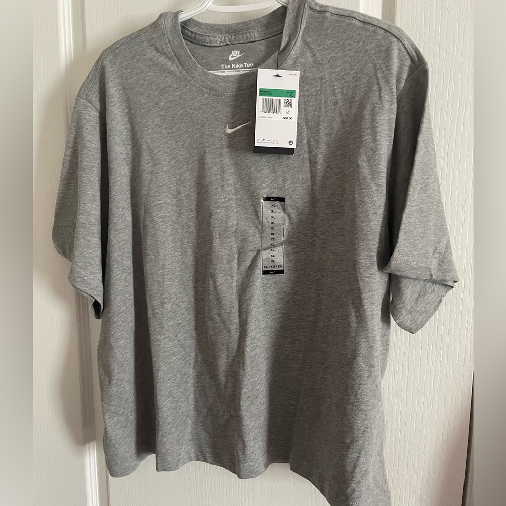Nike Gray Short Sleeve Tee